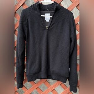 Sunice Black Quarter-Zip Sweater – Size L